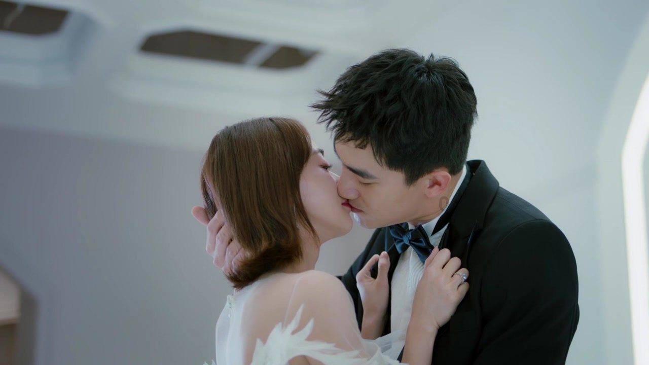 佩杜拉:贝洛蒂首选加盟佛罗伦萨,后者尝试压哨完成交易